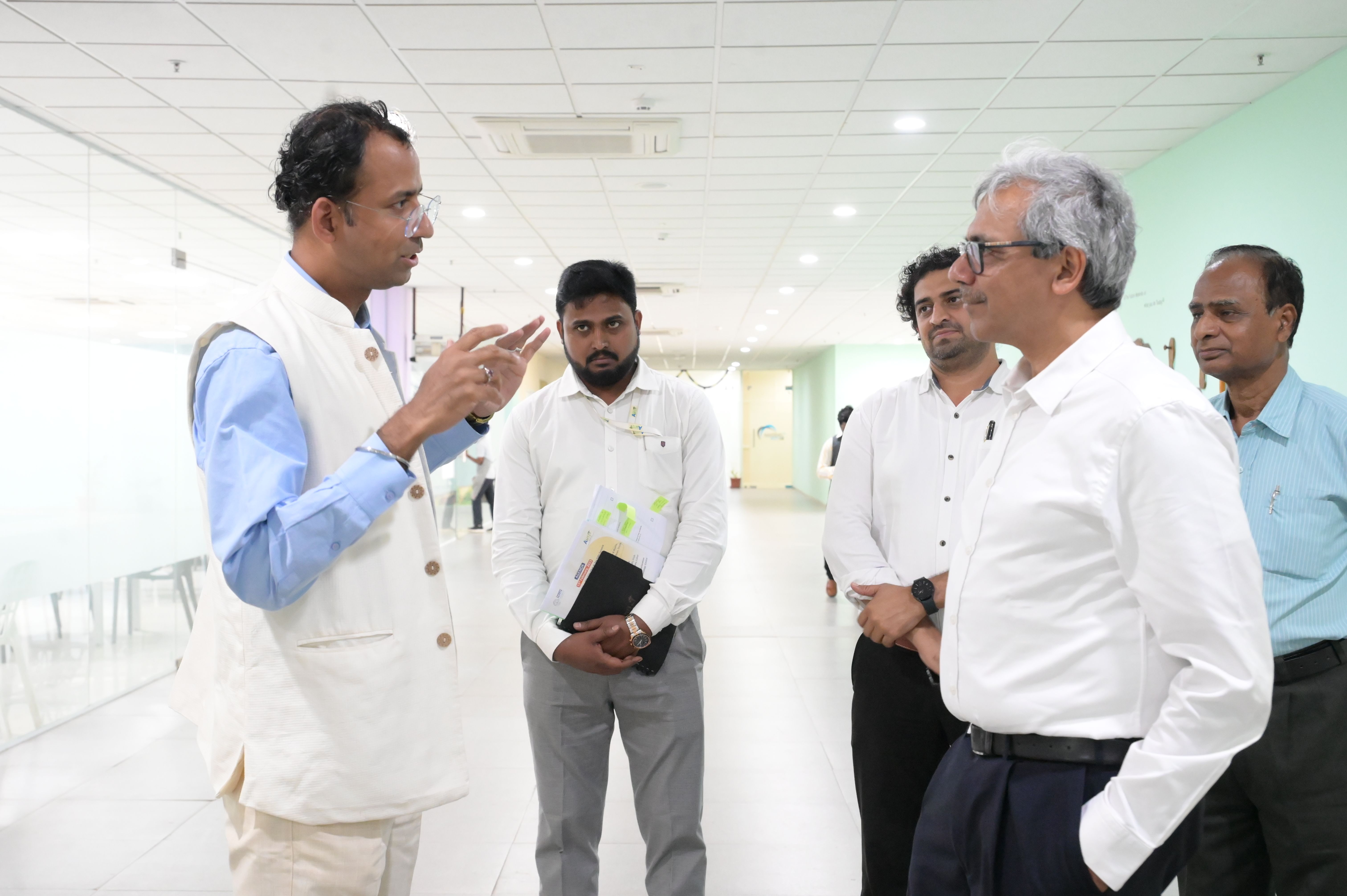 Dr. Jitendra Sharma meets Dr. Rajiv Bahl, DG of ICMR, at the Advanced Technology campus at AMTZ to discuss Health Care and Medical Care in India